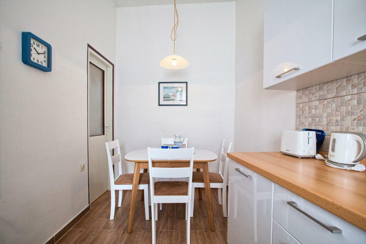 Apartment Rosy Пула Экстерьер фото